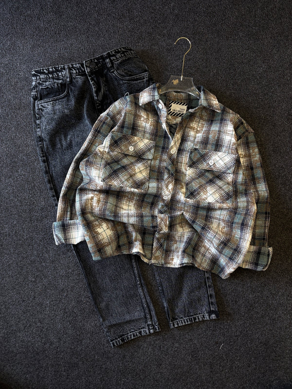 BAGGY CHECK SHIRT + MOMFIT