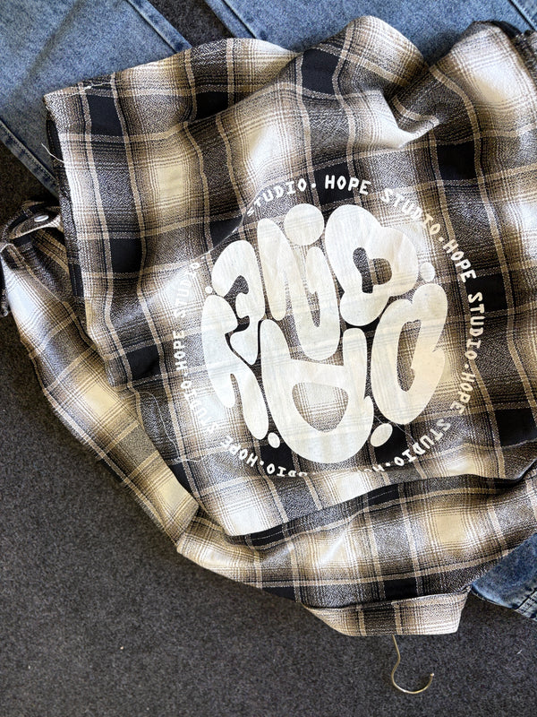 BAGGY CHECK SHIRT + STRAIGHT FIT