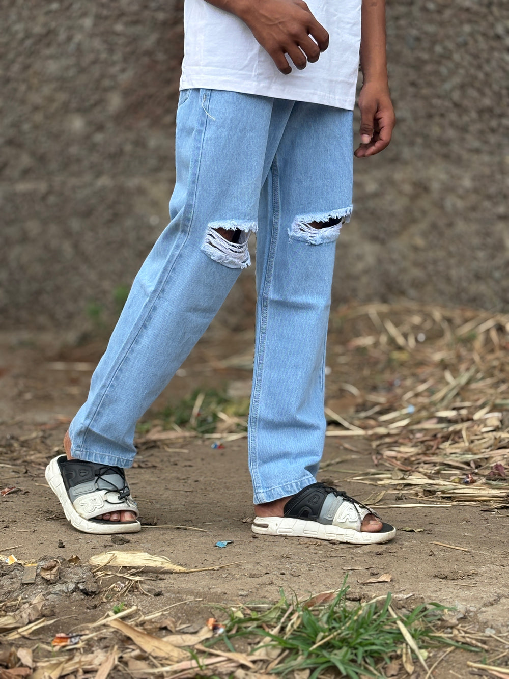 BAGGY JEANS NEE CUT
