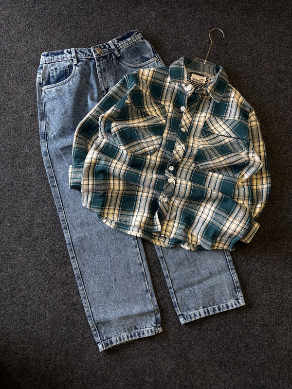 BAGGY CHECK SHIRT + STRAIGHT FIT