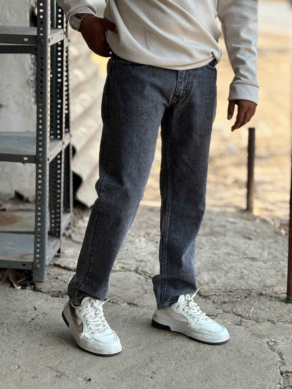 PREMIUM MOMFIT JEANS