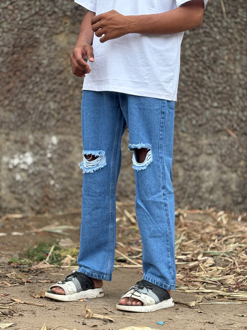 BAGGY JEANS NEE CUT