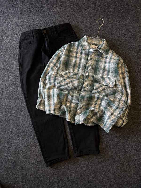 BAGGY CHECK SHIRT + MOMFIT