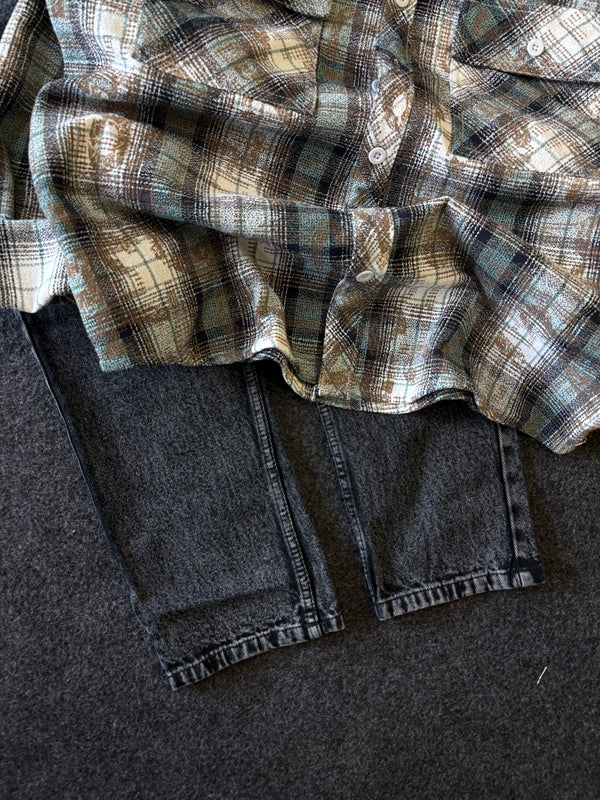 BAGGY CHECK SHIRT + MOMFIT