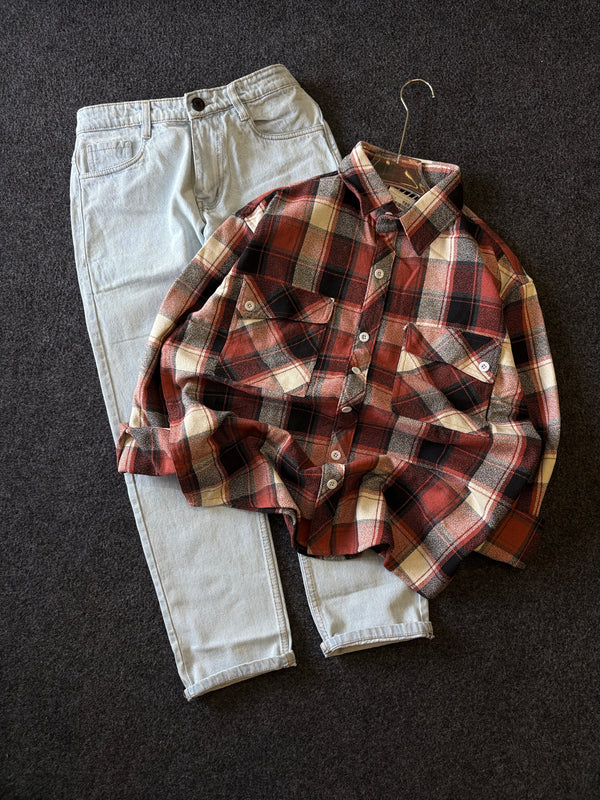 BAGGY CHECK SHIRT + MOMFIT