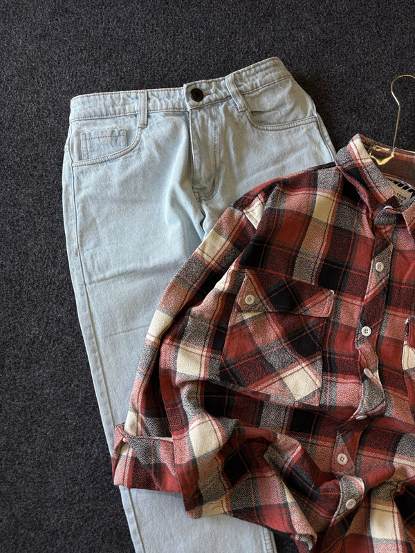 BAGGY CHECK SHIRT + MOMFIT